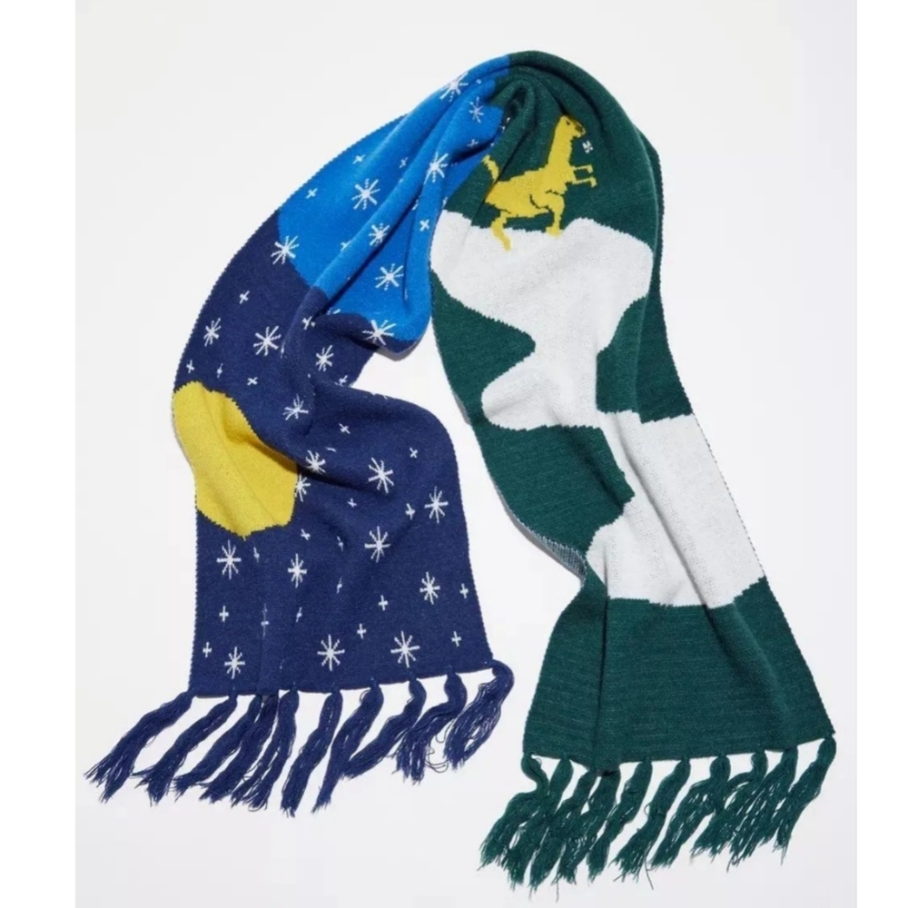 Urban Outfitters Dash Scene Knit Scarf